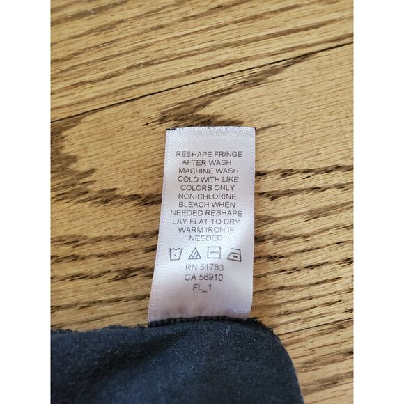 Maurices Cropped Black Tank Top with Fringe M VGUC - Picture 3 of 7